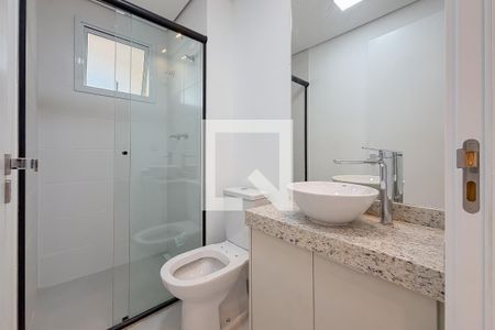 Banheiro de kitnet/studio para alugar com 1 quarto, 32m² em Vila Dom Pedro I, São Paulo