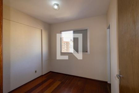 Quarto de apartamento à venda com 1 quarto, 48m² em Vila Lidia, Campinas