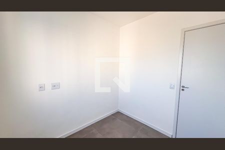 Quarto 1 de apartamento para alugar com 2 quartos, 34m² em Vila Sul Americana, Carapicuíba