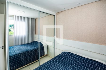 Quarto 2 de apartamento para alugar com 2 quartos, 47m² em Itatiaia, Belo Horizonte