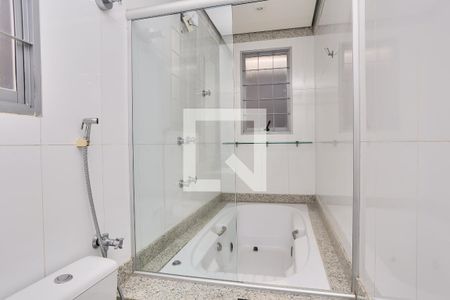 Banheiro da Suíte de casa para alugar com 4 quartos, 360m² em Cidade Nova, Belo Horizonte