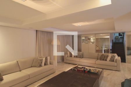 Sala de Estar de casa para alugar com 4 quartos, 600m² em São Luiz, Belo Horizonte