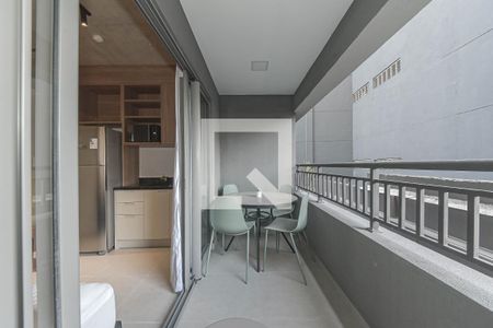 Studio - Varanda de kitnet/studio para alugar com 2 quartos, 30m² em Santo Amaro, São Paulo