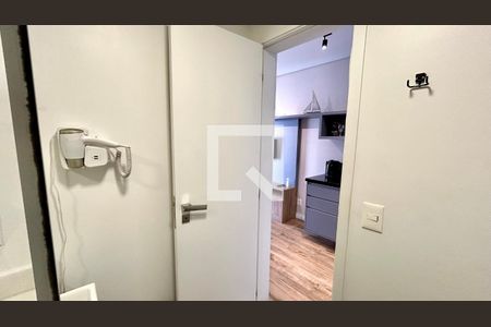 Banheiro de kitnet/studio para alugar com 1 quarto, 29m² em Macedo, Guarulhos