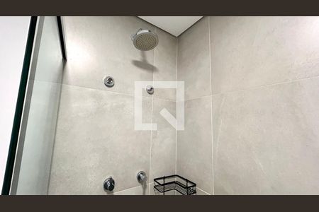 Banheiro de kitnet/studio para alugar com 1 quarto, 29m² em Macedo, Guarulhos