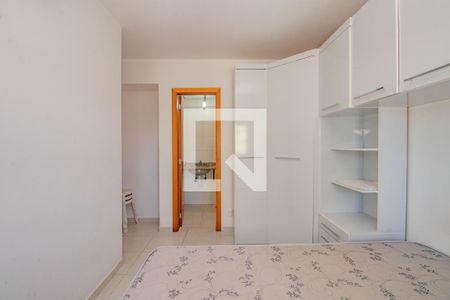 Suíte de apartamento à venda com 2 quartos, 62m² em Santa Maria Goretti, Porto Alegre