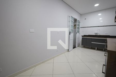 Cozinha de apartamento à venda com 2 quartos, 53m² em Parque Erasmo Assunção, Santo André