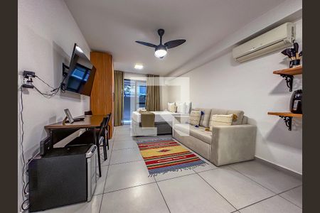 Kitnet/Studio para alugar com 1 quarto, 37m² em Centro, Rio de Janeiro