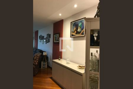 Sala de casa de condomínio à venda com 4 quartos, 212m² em Recreio dos Bandeirantes, Rio de Janeiro