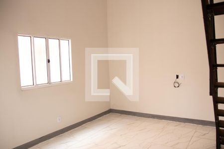 Kitnet de kitnet/studio para alugar com 1 quarto, 72m² em Jardim Balneário Meia Ponte, Goiânia