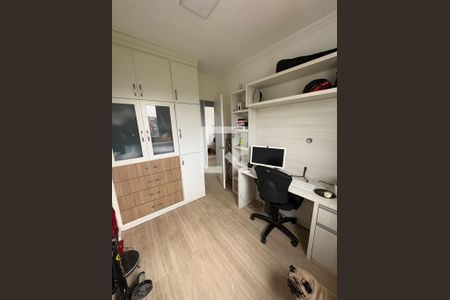 Quarto de apartamento à venda com 3 quartos, 56m² em Parque Savoy City, São Paulo