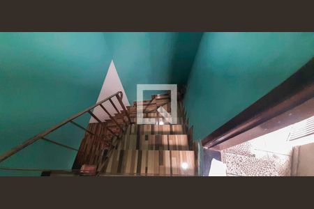 Acesso a Sala de casa à venda com 2 quartos, 47m² em Padroeira, Osasco