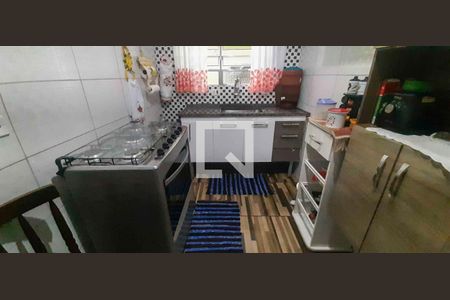 Casa à venda com 2 quartos, 47m² em Padroeira, Osasco