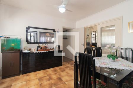 Sala de casa à venda com 4 quartos, 248m² em Nonoai, Porto Alegre