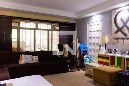 Casa à venda com 3 quartos, 139m² em Vila Universitaria, São Paulo