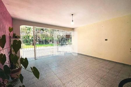 Casa à venda com 4 quartos, 174m² em Jardim das Vertentes, São Paulo