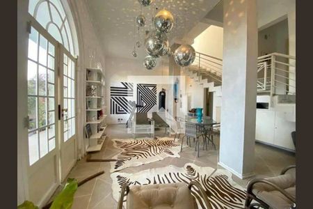 Casa à venda com 5 quartos, 525m² em Parque dos Principes, São Paulo