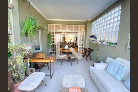 Casa à venda com 5 quartos, 525m² em Parque dos Principes, São Paulo