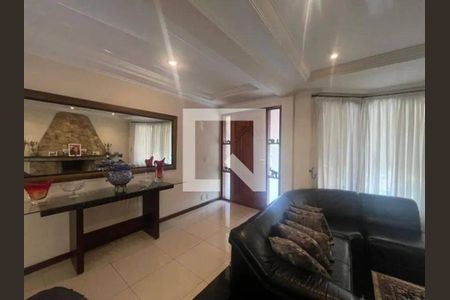 Casa à venda com 5 quartos, 480m² em Cidade São Francisco, Osasco
