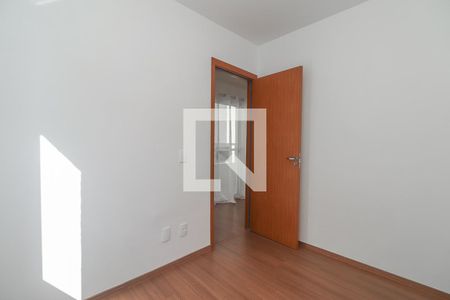 Quarto 2 de apartamento à venda com 2 quartos, 44m² em Costa E Silva, Porto Alegre