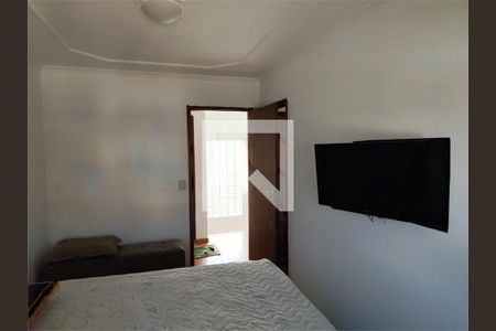 Casa à venda com 3 quartos, 340m² em Vila Serralheiro, São Paulo