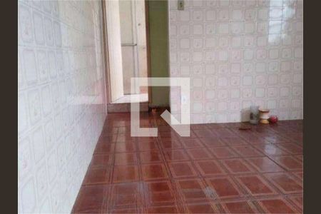 Casa à venda com 2 quartos, 80m² em Parque Maria Domitila, São Paulo