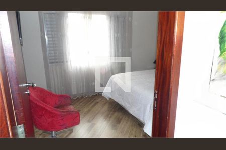 Casa à venda com 3 quartos, 130m² em Jardim das Laranjeiras, São Paulo