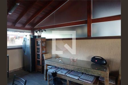 Casa à venda com 3 quartos, 200m² em Vila Santos, São Paulo