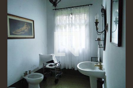 Casa à venda com 4 quartos, 199m² em Jardim Peri, São Paulo