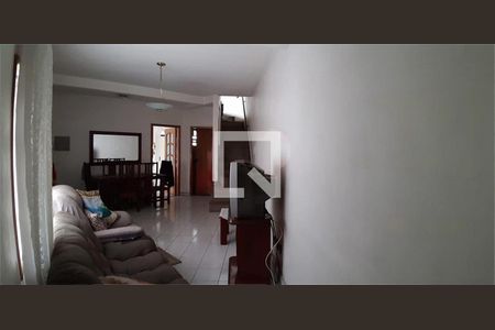 Casa à venda com 3 quartos, 116m² em Jardim Daysy, São Paulo