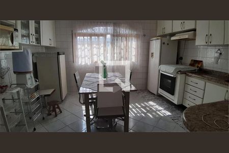 Casa à venda com 3 quartos, 116m² em Jardim Daysy, São Paulo