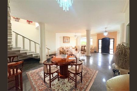 Casa à venda com 4 quartos, 479m² em Vila Albertina, São Paulo