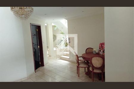 Casa à venda com 4 quartos, 650m² em Horto Florestal, São Paulo