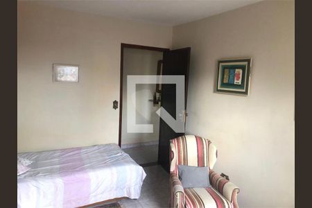 Casa à venda com 4 quartos, 165m² em Vila Nelson, São Paulo
