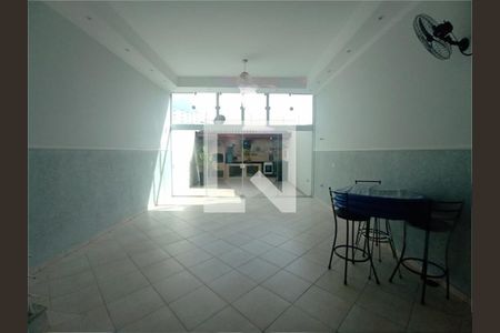 Casa à venda com 3 quartos, 300m² em Água Fria, São Paulo