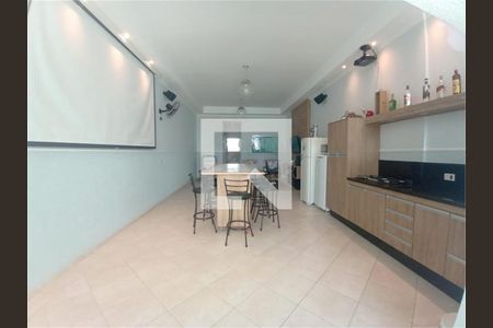 Casa à venda com 3 quartos, 300m² em Água Fria, São Paulo