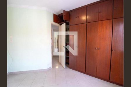 Casa à venda com 3 quartos, 120m² em Jardim Ester, São Paulo