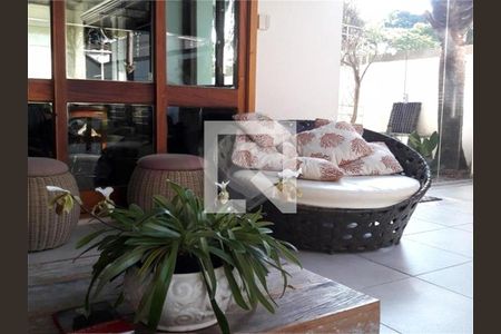 Casa à venda com 3 quartos, 409m² em Vila Albertina, São Paulo