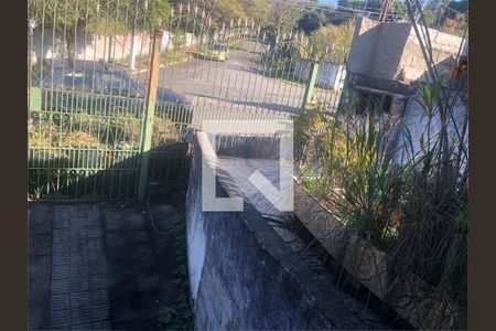 Casa à venda com 3 quartos, 309m² em Jardim Leonor Mendes de Barros, São Paulo