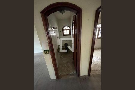 Casa à venda com 3 quartos, 253m² em Vila Rosalia, Guarulhos