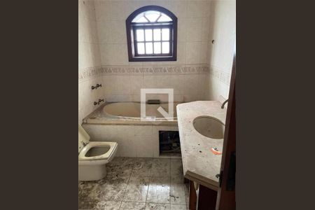 Casa à venda com 3 quartos, 253m² em Vila Rosalia, Guarulhos