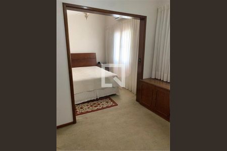Casa à venda com 3 quartos, 360m² em Jardim Sao Bento, São Paulo