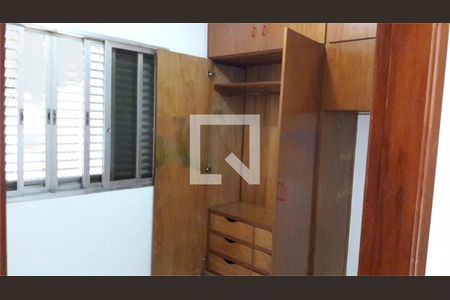 Casa à venda com 3 quartos, 147m² em Parque Vitoria, São Paulo