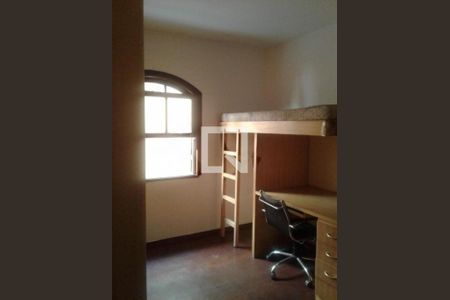 Casa à venda com 3 quartos, 200m² em Horto Florestal, São Paulo