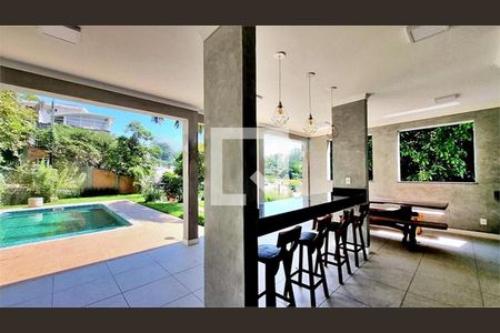 Casa à venda com 3 quartos, 430m² em Vila Albertina, São Paulo