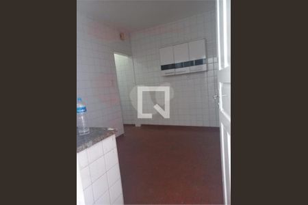 Casa à venda com 3 quartos, 99m² em Vila Romero, São Paulo