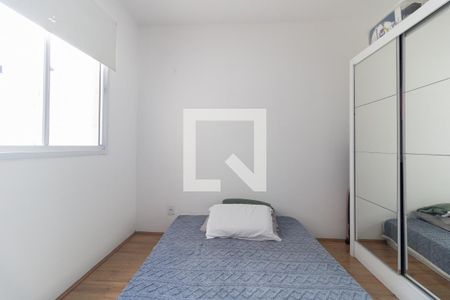 Quarto 1 de apartamento à venda com 2 quartos, 32m² em Parque Fongaro, São Paulo