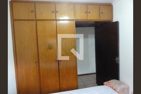 Casa à venda com 3 quartos, 228m² em Vila Irmaos Arnoni, São Paulo