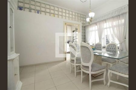 Casa à venda com 4 quartos, 261m² em Jardim São Paulo, São Paulo