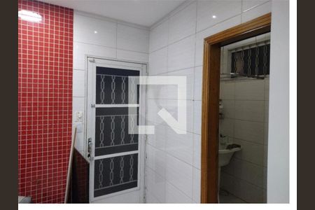 Casa à venda com 3 quartos, 140m² em Jardim Marisa, São Paulo